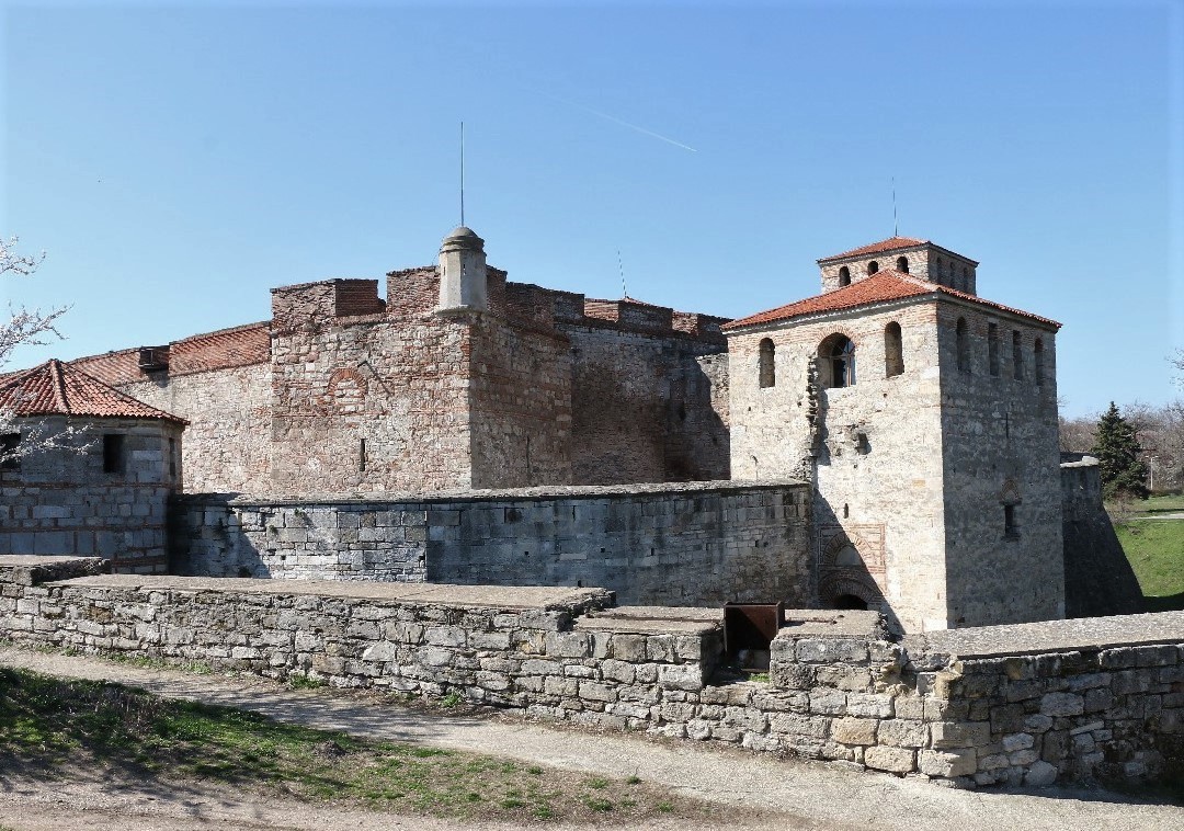 В Международния ден на музеите: безплатни посещения на музей „Кръстата казарма“ и крепостта „Баба Вида”