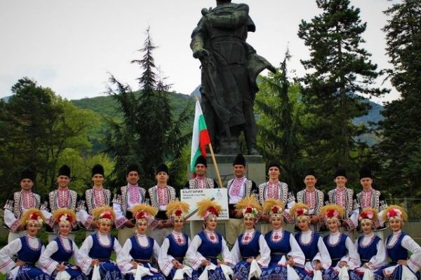 Танцов ансамбъл „Хемус” с първо място и награда гран при от международен конкурс в Русия
