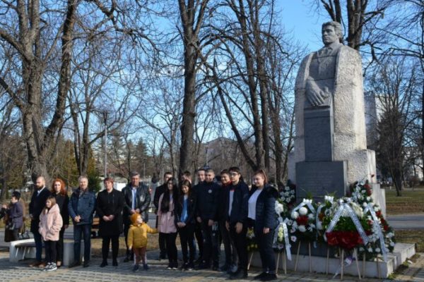 Враца, Монтана, Мездра и Брегово отбелязаха 149-ата годишнина от гибелта на Васил Левски