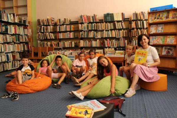 Повишен интерес към българската литература отчитат от регионалната библиотека в Монтана