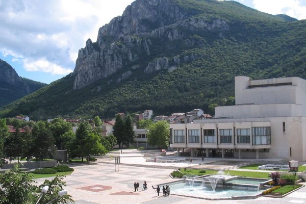 МОН дава зелена светлина за създавнето на университет в Северозападна България