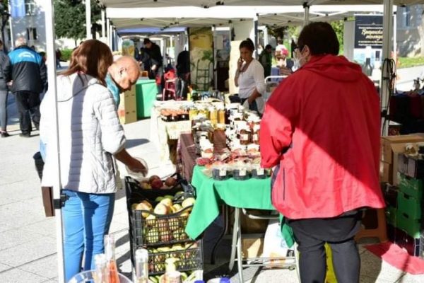 Фермерският пазар във Враца събира производители от цялата страна на Лазаровден