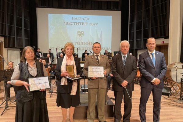 Във Враца връчиха наградите „Вестител” за 2022 г.
