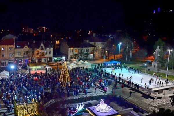 Враца посреща празниците с богата културна програма