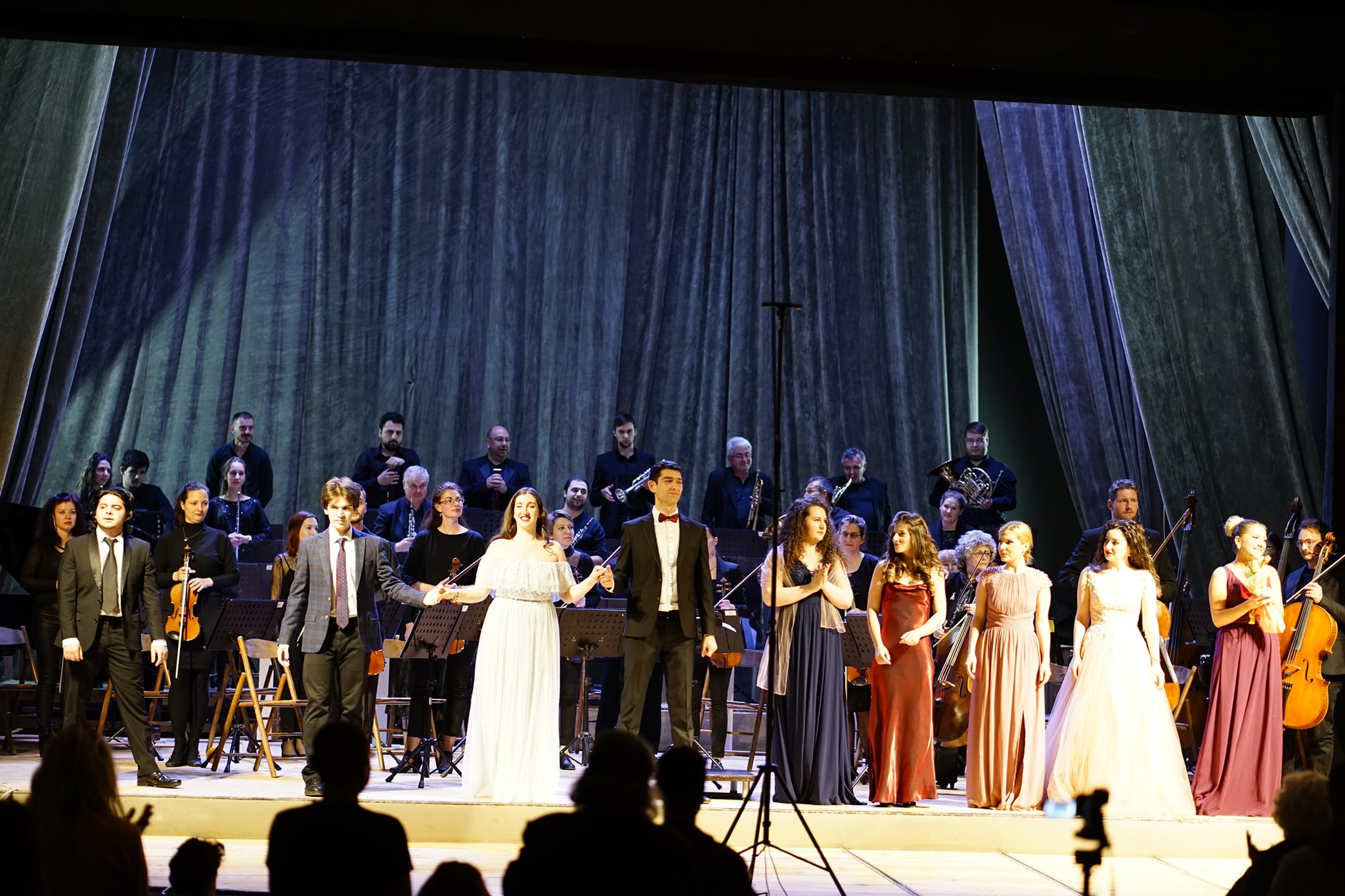 Млади таланти и Симфониета – Враца представят „Оперна гала“ във Враца