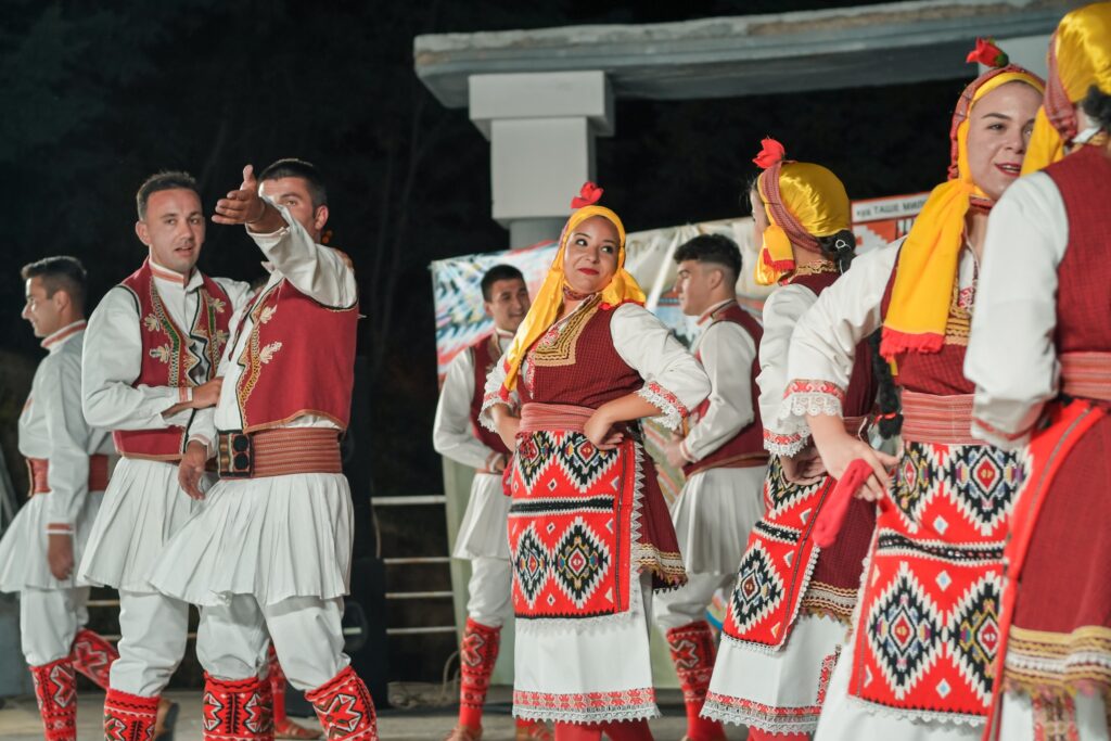 Фолклорни състави от пет страни идват във Вършец и Монтана за международни фестивали