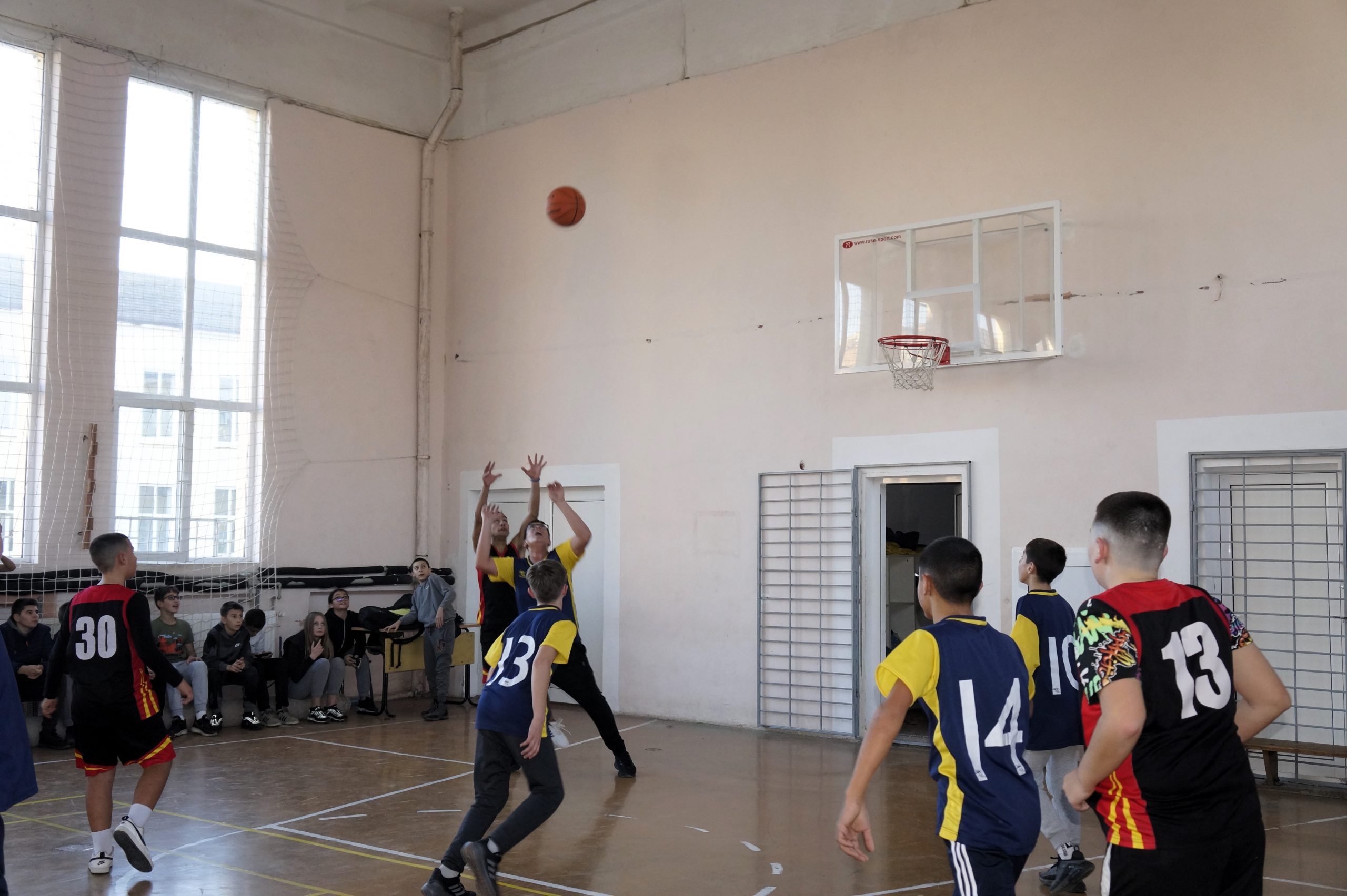 Завърши общинският етап от Ученическите спортни игри в Мездра
