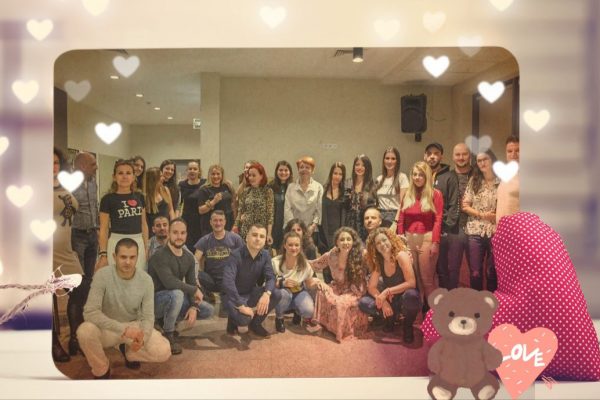 „Плюшено мече“: историята на Лилия Ангелова или как Коледата става възможна за всяко дете