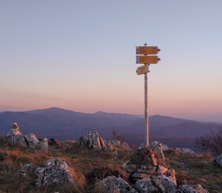 Филм в името на кауза: туристически маршрут Връшка чука – Емине