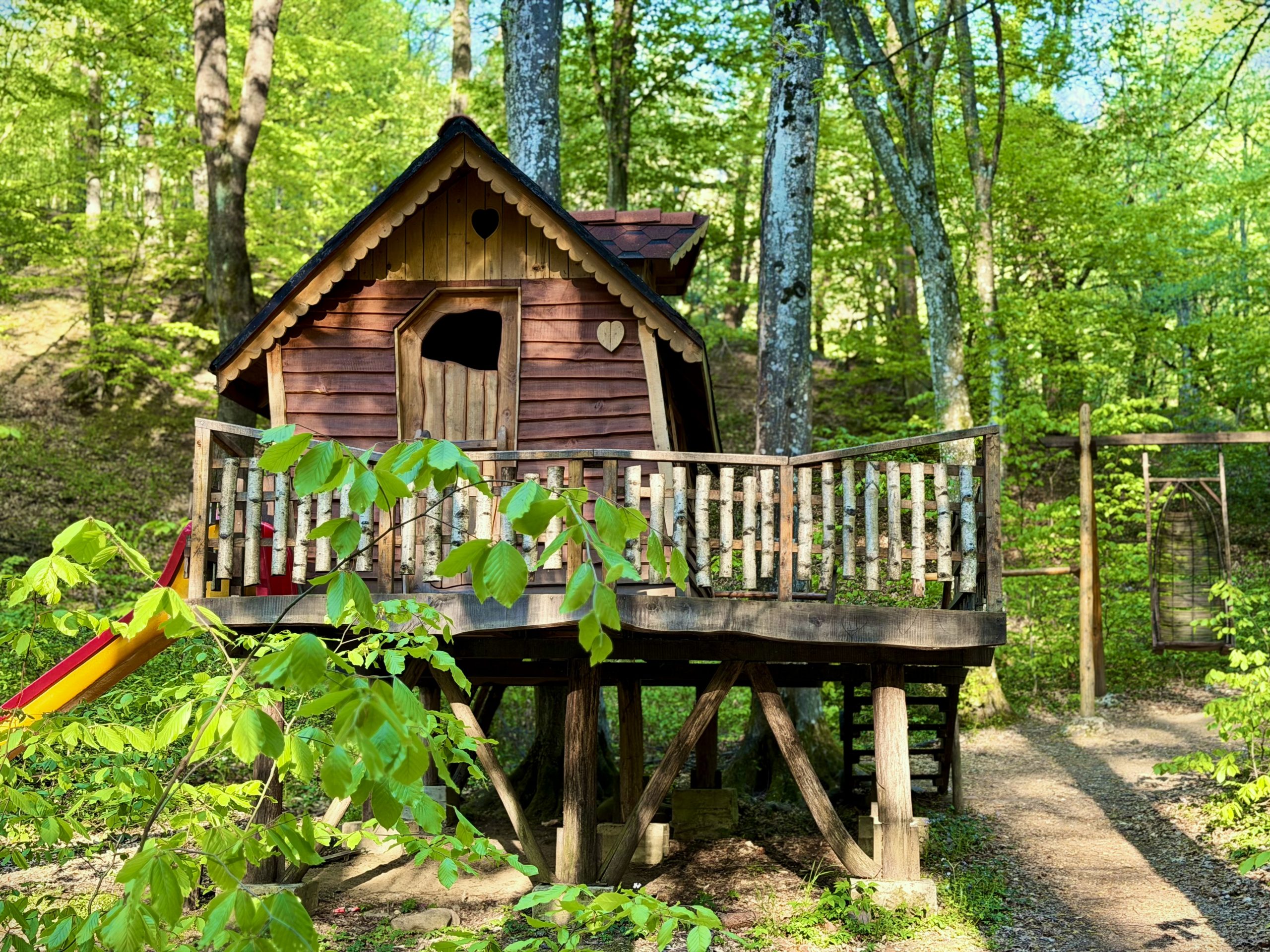 Райски кът – място, създадено с ръце и сърце